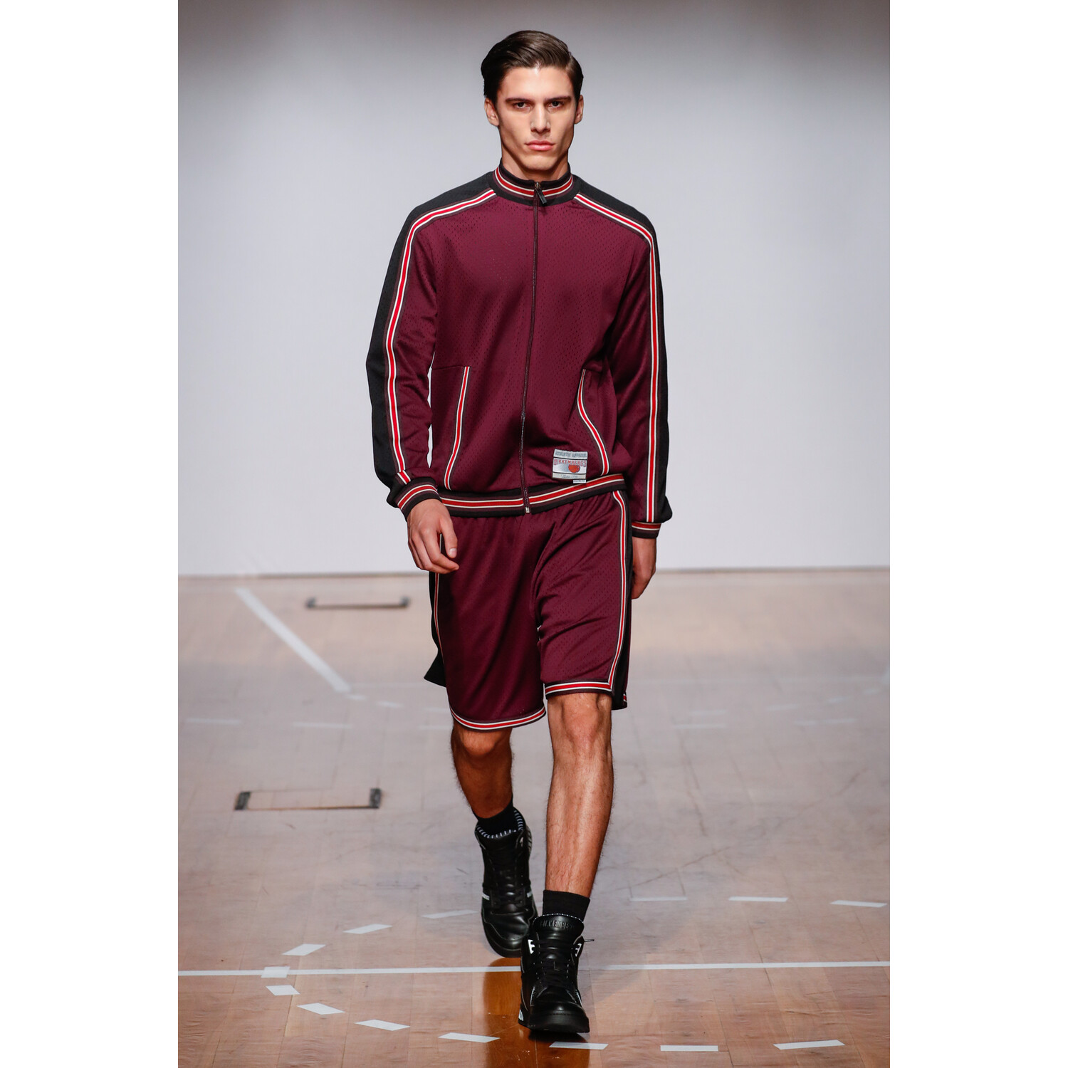 Фото Bikkembergs Pre-Fall 2020 / Bikkembergs осень-зима 2020